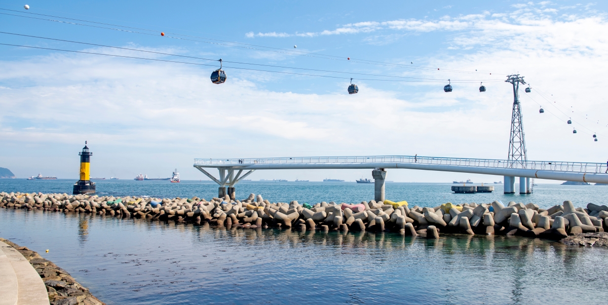 Explore Busan your way! Choose from four diverse itineraries packed with cultural, scenic, and coastal adventures. Explore Busan your way! Choose from four diverse itineraries packed with cultural, scenic, and coastal adventures.