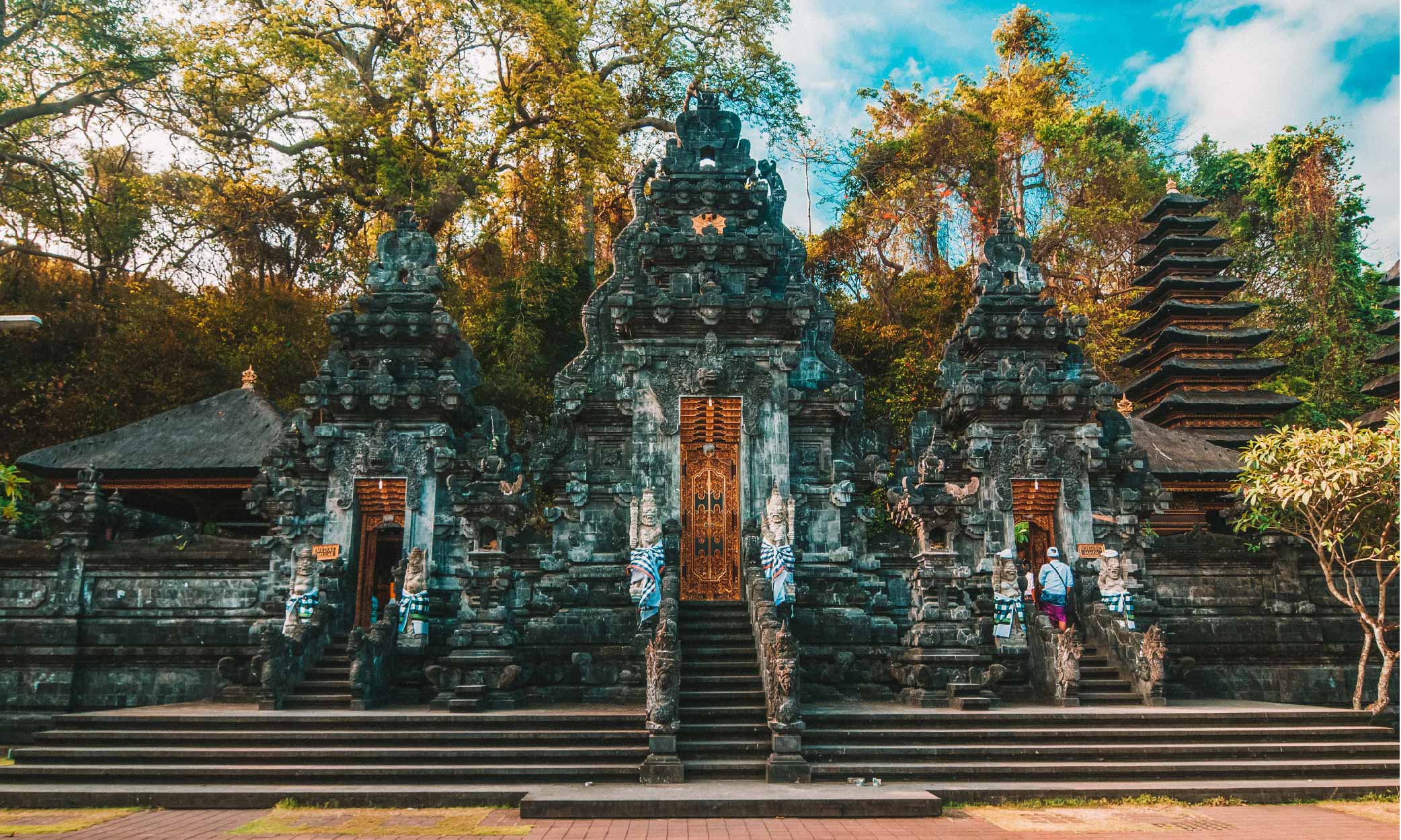 East Bali Tour: Traditional Salt Making, Tenganan Ancient Village and Taman Ujung Water Palace 