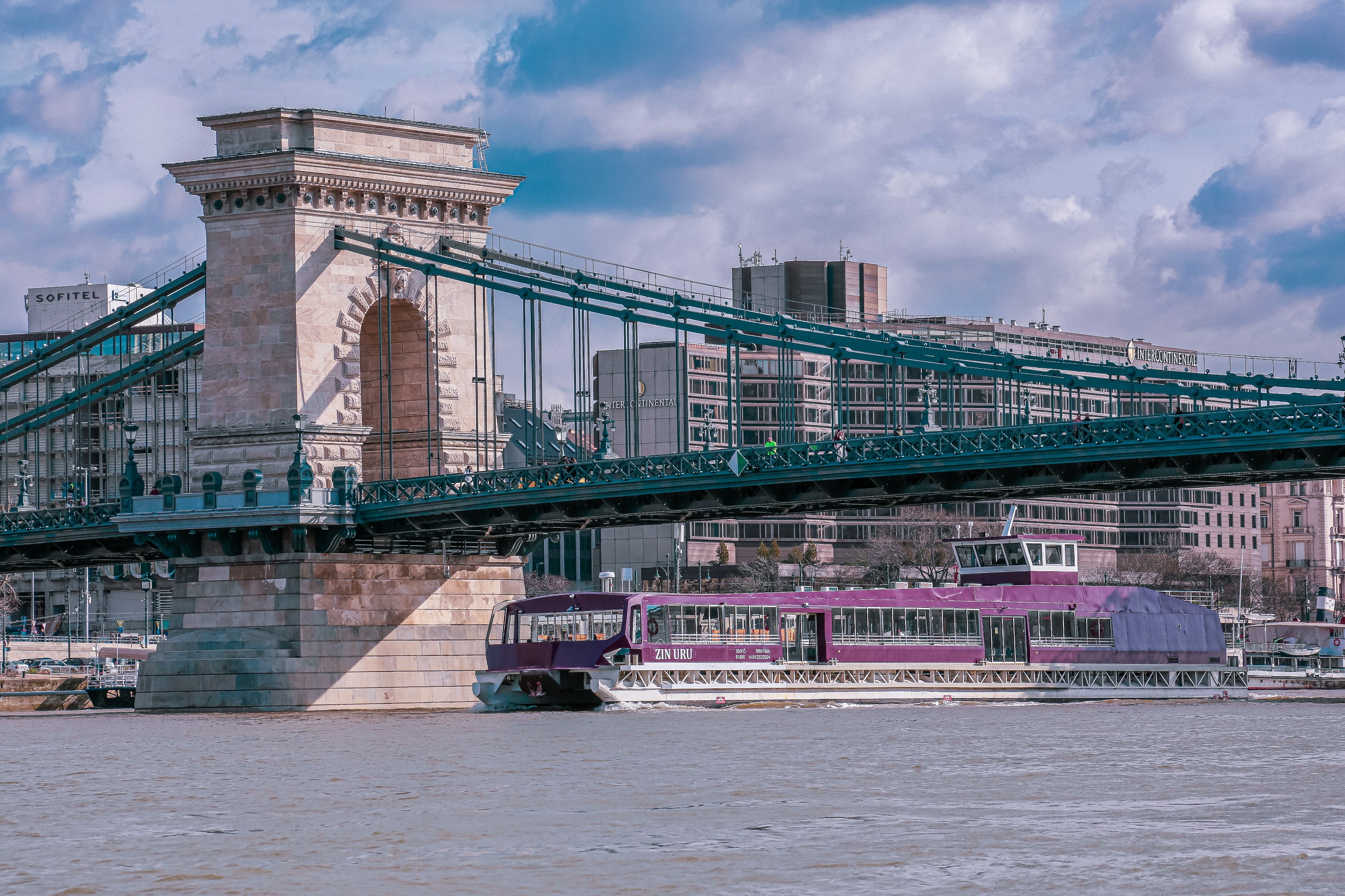 Night or Day Sightseeing Cruise in Budapest