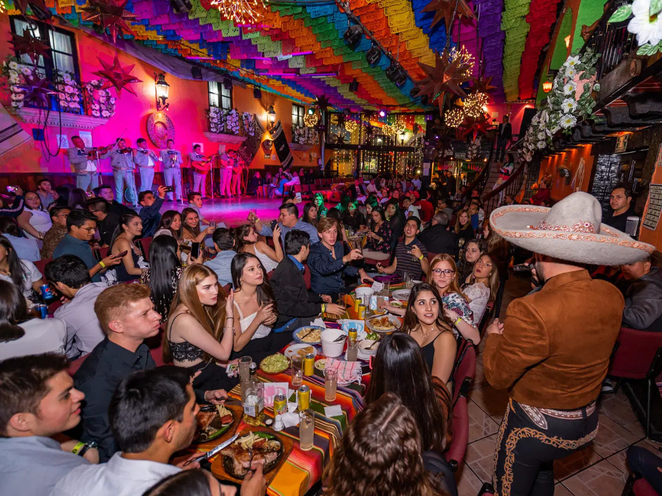 Garibaldi After Dark, Music, Magic & Mexican Bites Tour