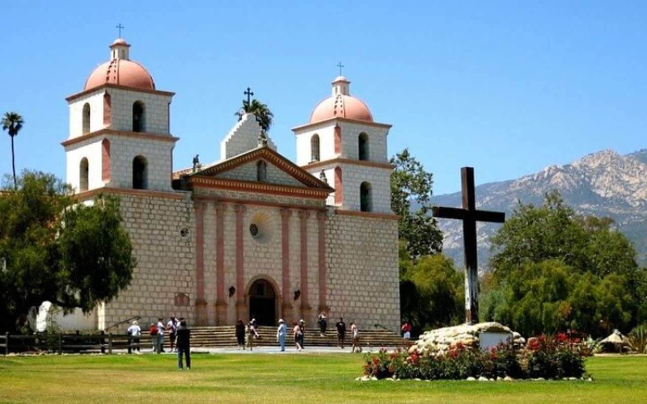 Santa Barbara Full-Day Private Sightseeing Tour from Los Angeles