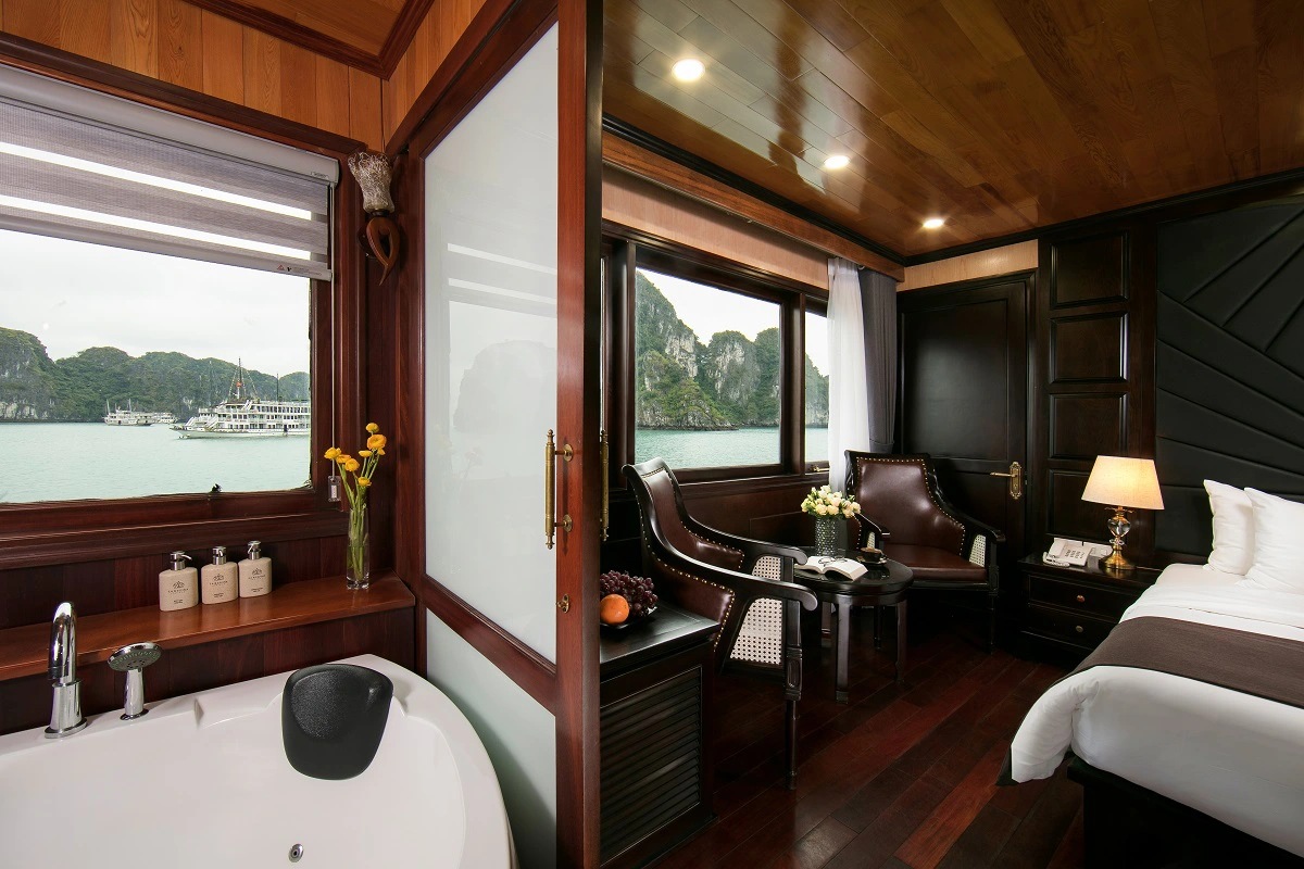 [Route 2] 2D1N Explore Halong Bay by La Regina Royal Cruise