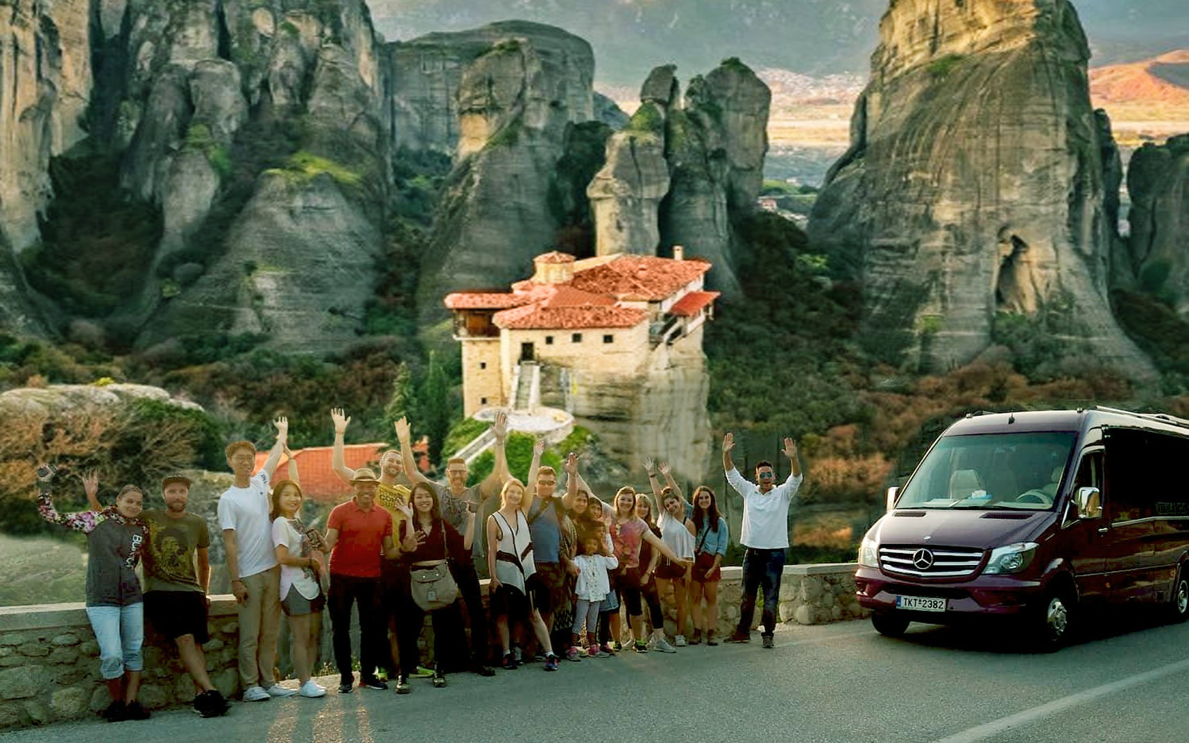 Meteora 1 Day Tour from Athens by Bus with Optional Lunch