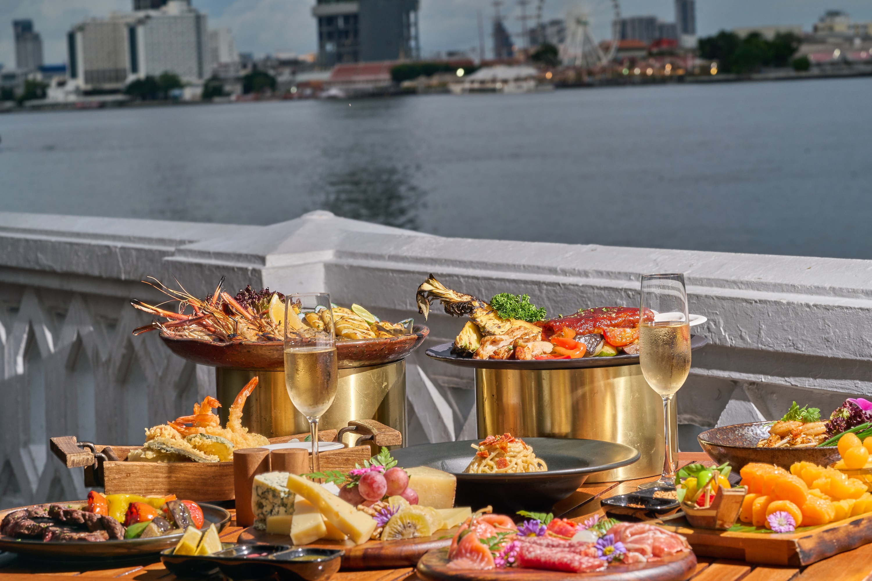 曼谷安納塔拉河畔度假村 Riverside Terrace 餐廳