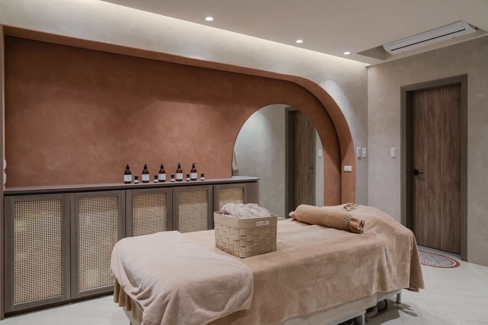 台中: 唯嫚產後美學SPA - 芳療SPA體驗