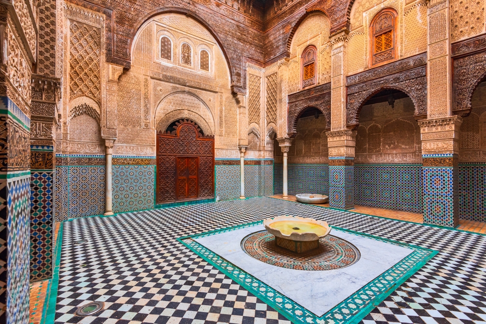 Fez: Royal Palace, Museum, Tannery & Old Souks Medina Tour