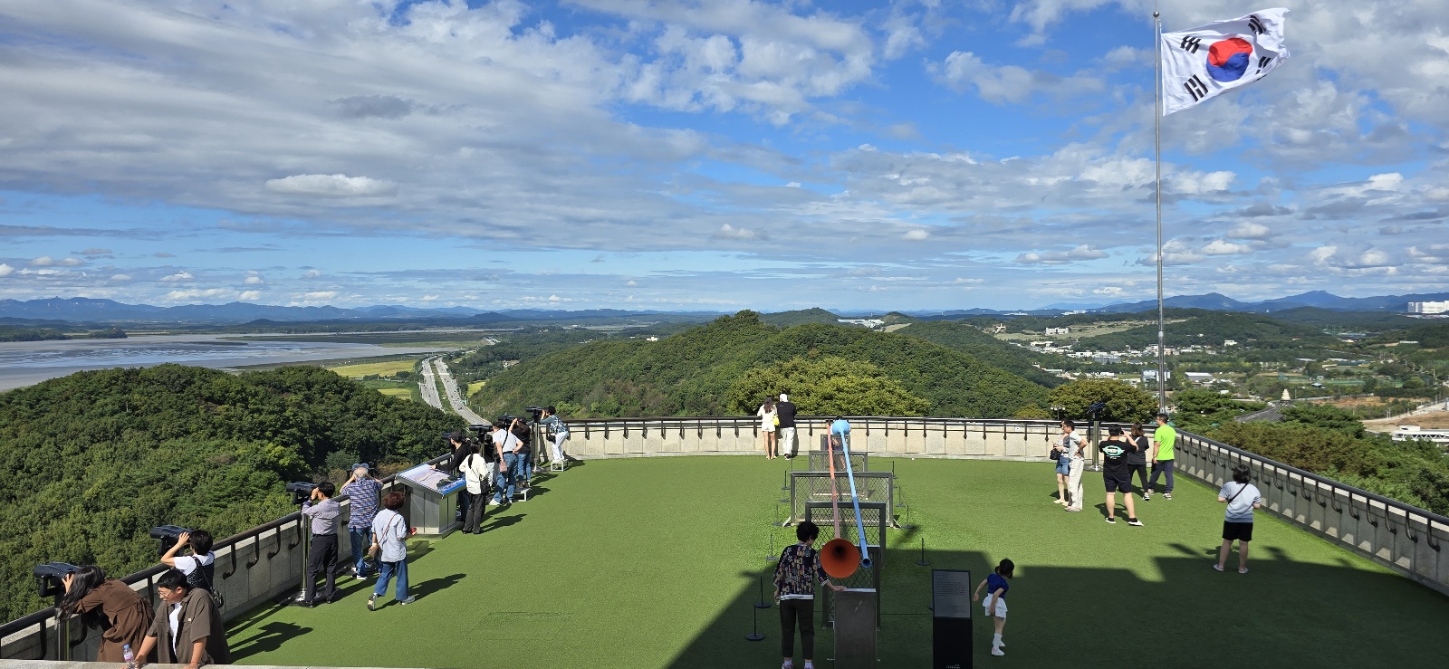 Paju Museum Hei & Unification Observatory & Byukchoji Gardens Tour