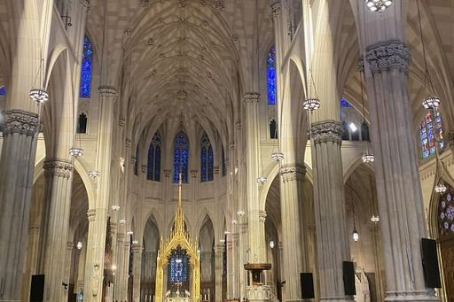 New York St Patrick's Cathedral Official Trip