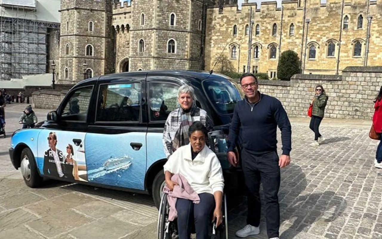 Windsor private half-day black cab tour from London