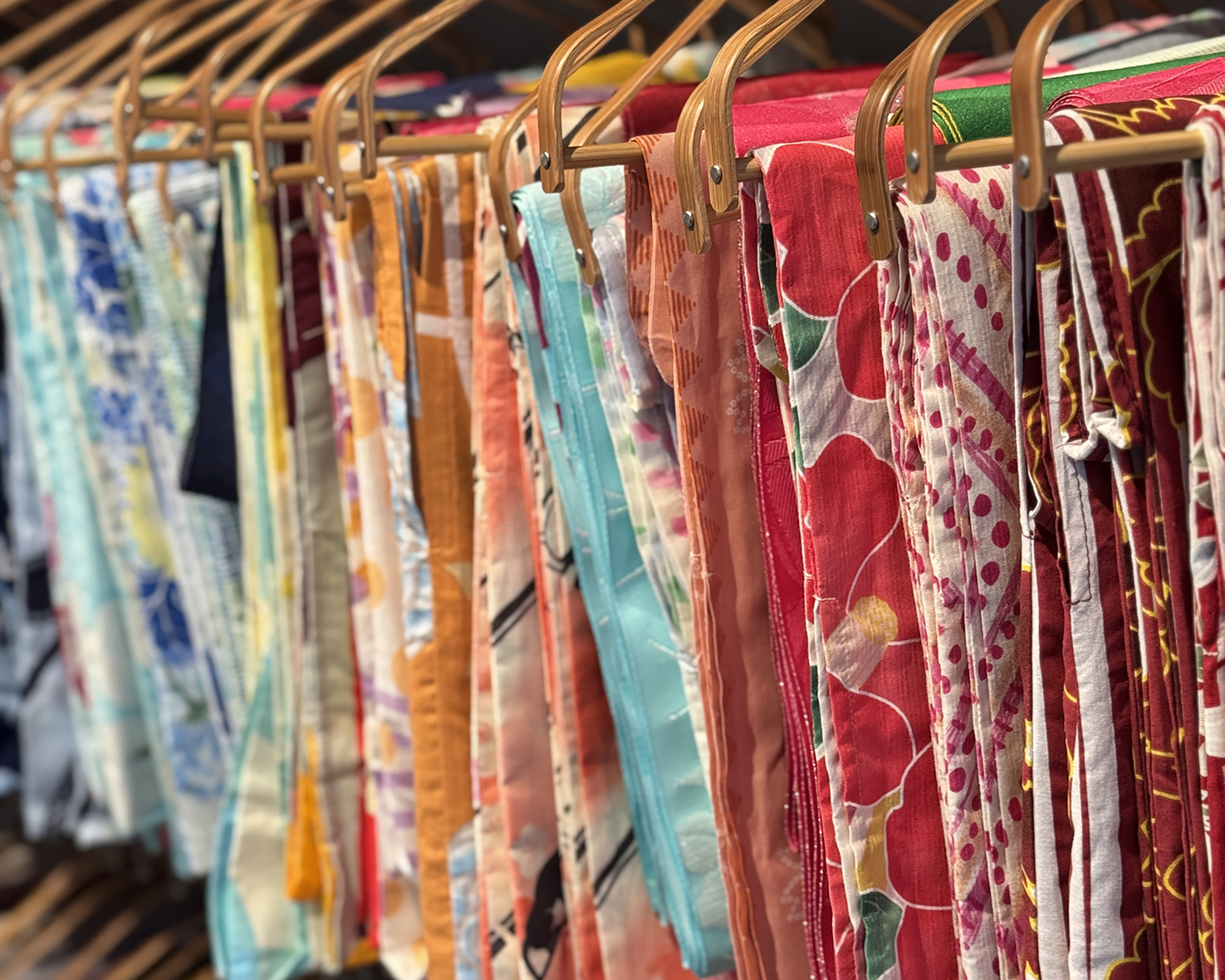 Kimono rental at Dazaifu Tenmangu Shrine (Kimono Rental Hibiki)