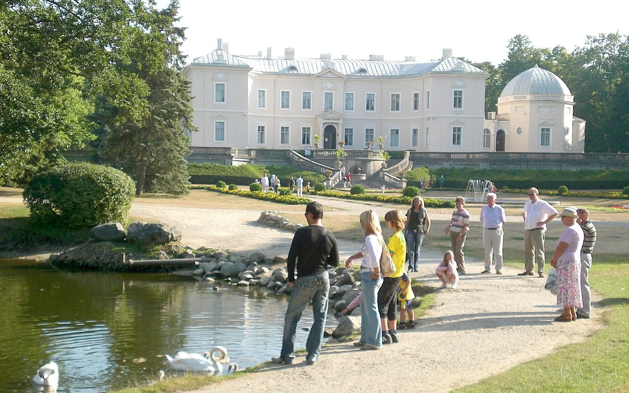 Klaipėda Half-Day Shore Excursion with Botanical Park