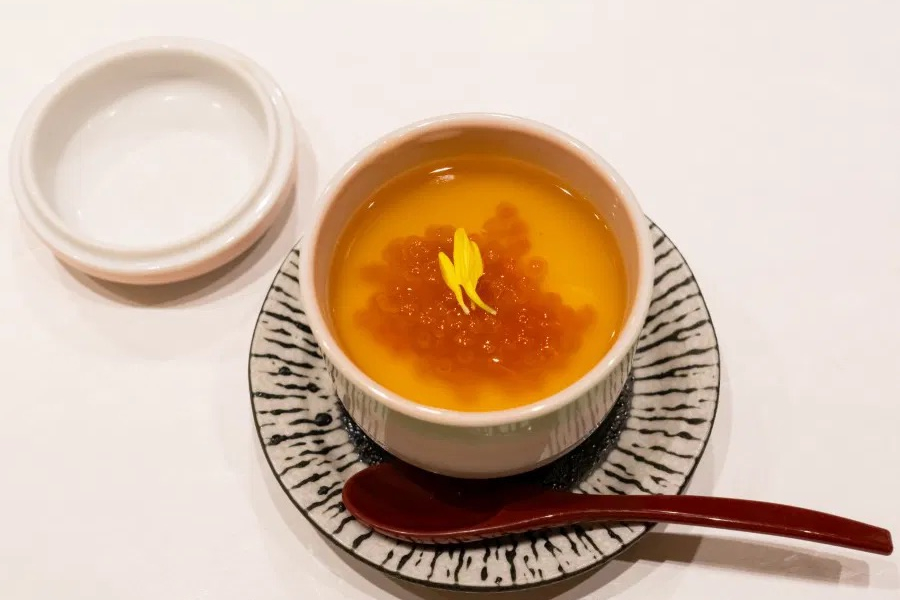 佐倉與懷石料理：目黑區之旅及專業攝影服務（東京）