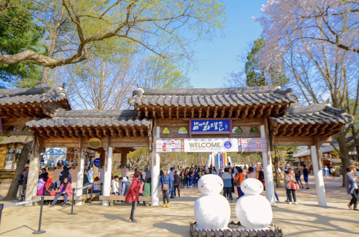 羊駝牧場 / 南怡島 / 江村鐵路自行車 / 晨靜樹木園 / 樂高樂園 /  秋海棠鳥園