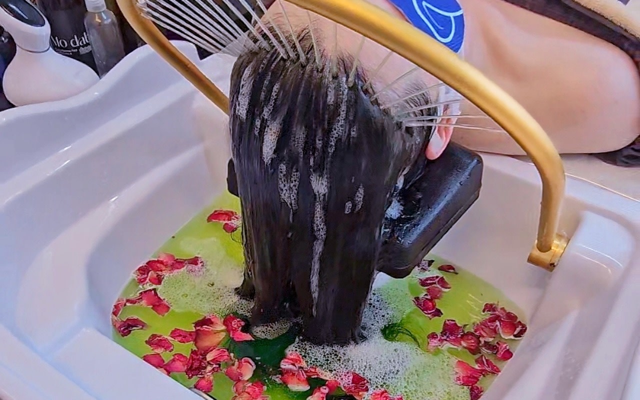 Busan Luxury Head Spa & Massage with AI Scalp Diagnosis Experience