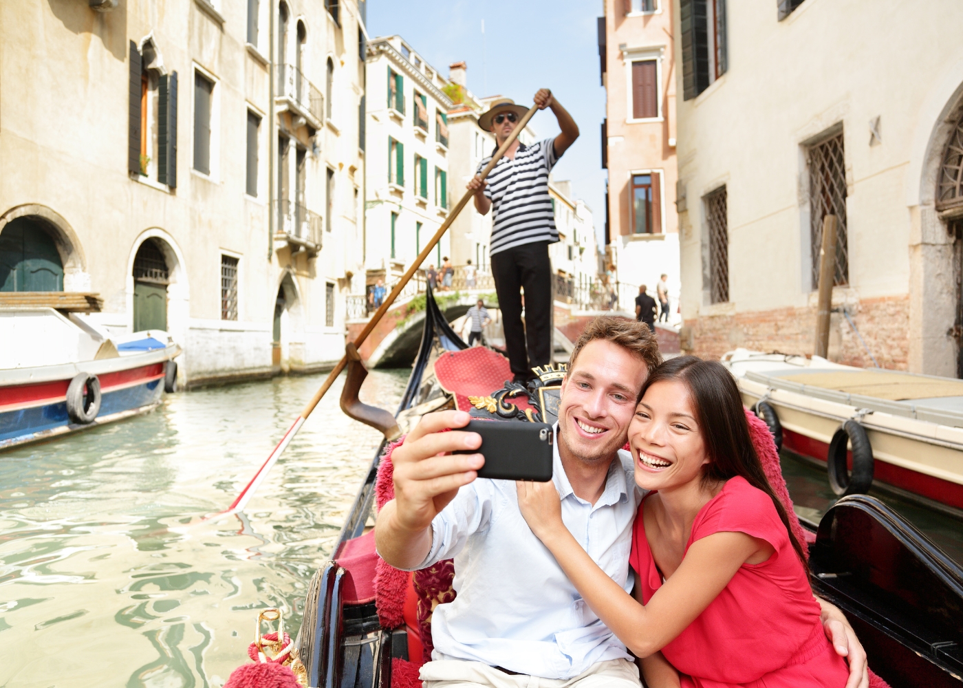 Romantic Gondola Ride with Live Serenade along the Grand Canal