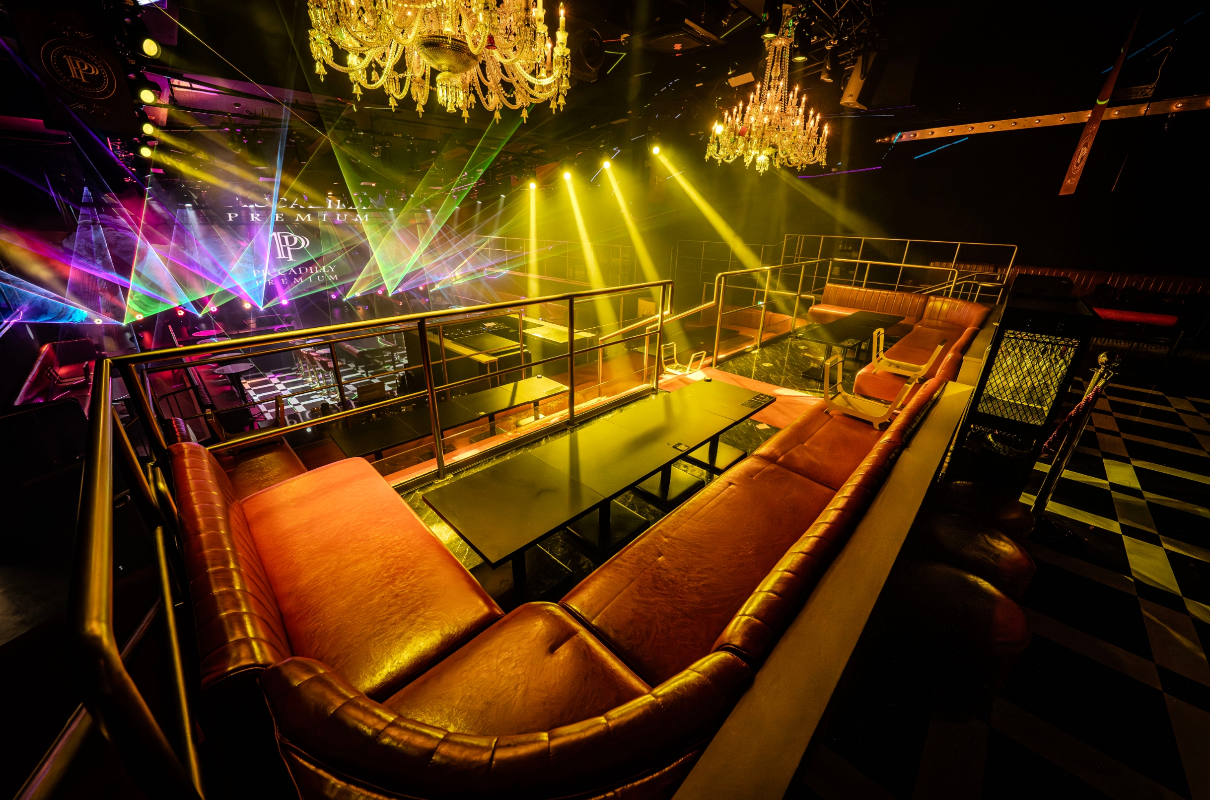 PICCADILLY PREMIUM DINNER SHOW&NIGHT CLUB  VIP