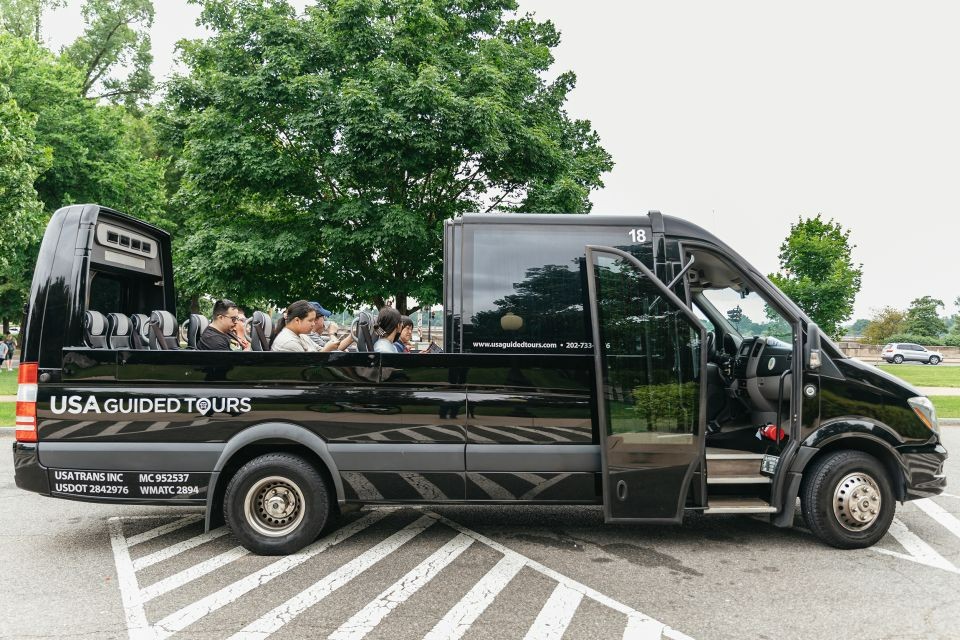 The White House and Capitol Building Full-Day Tour with River Cruise