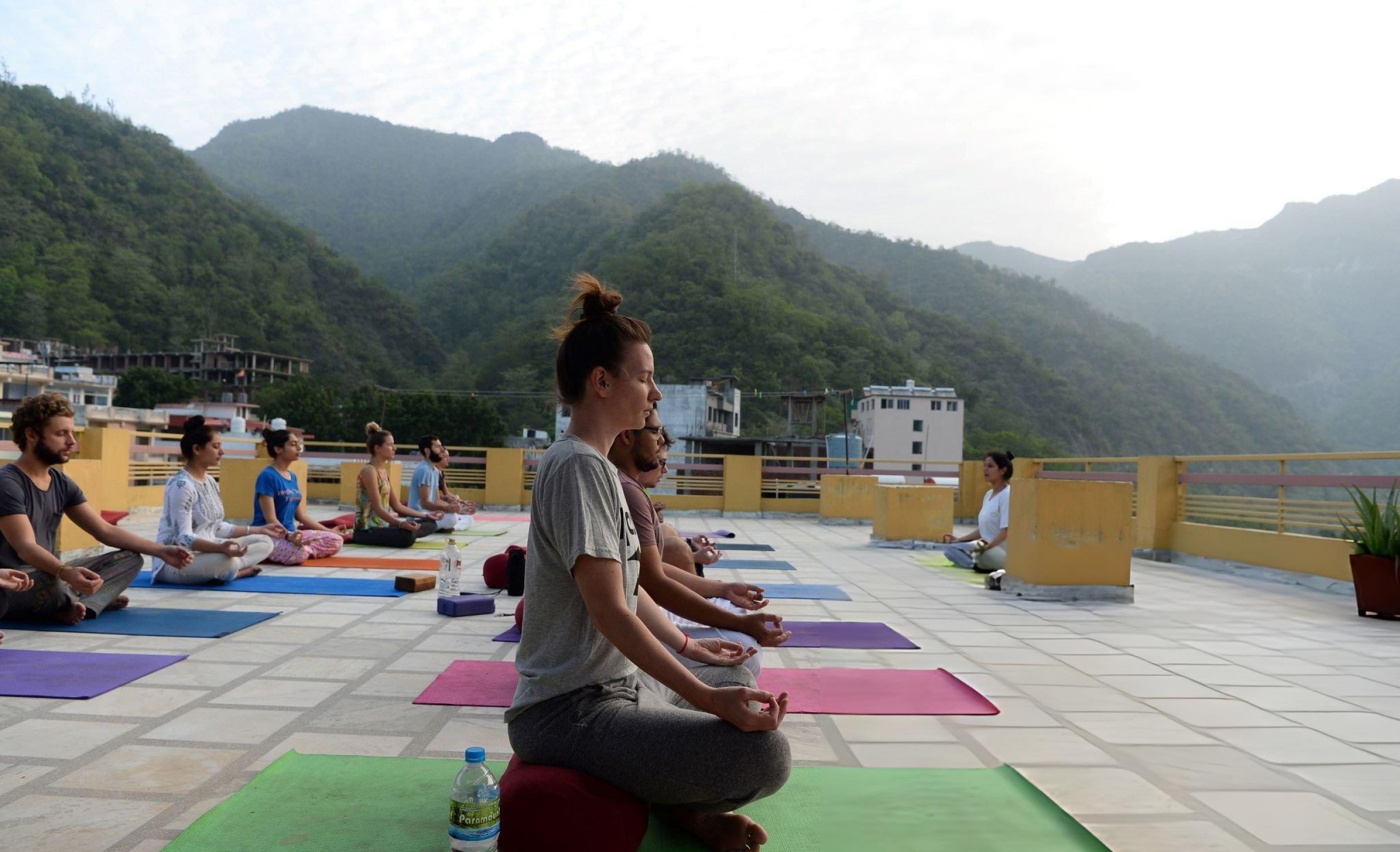 Rishikesh : Sunrise Yoga by the Ganges with Certified Instructor
