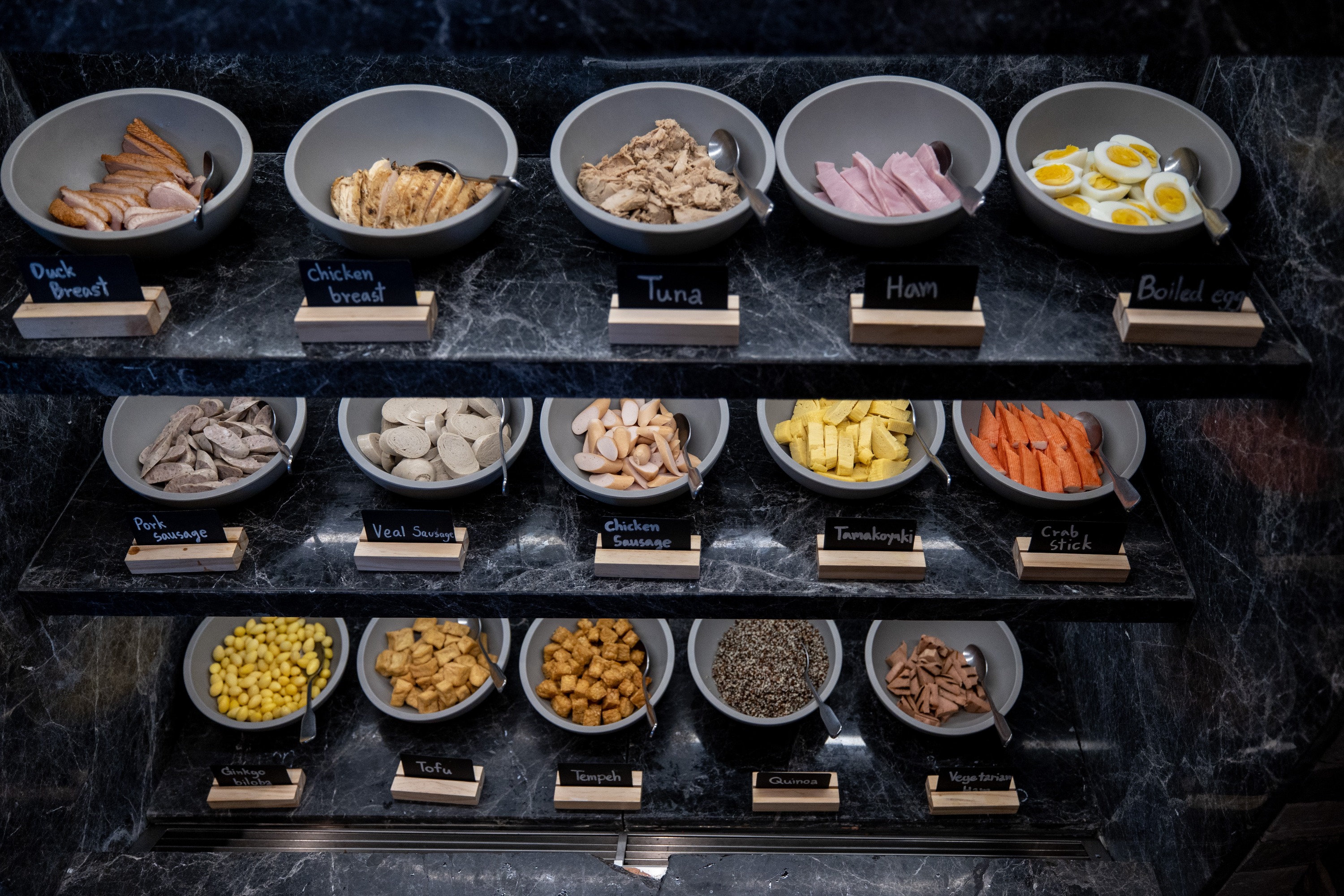 曼谷金普頓瑪萊酒店 Stock.Room 自助晚餐
