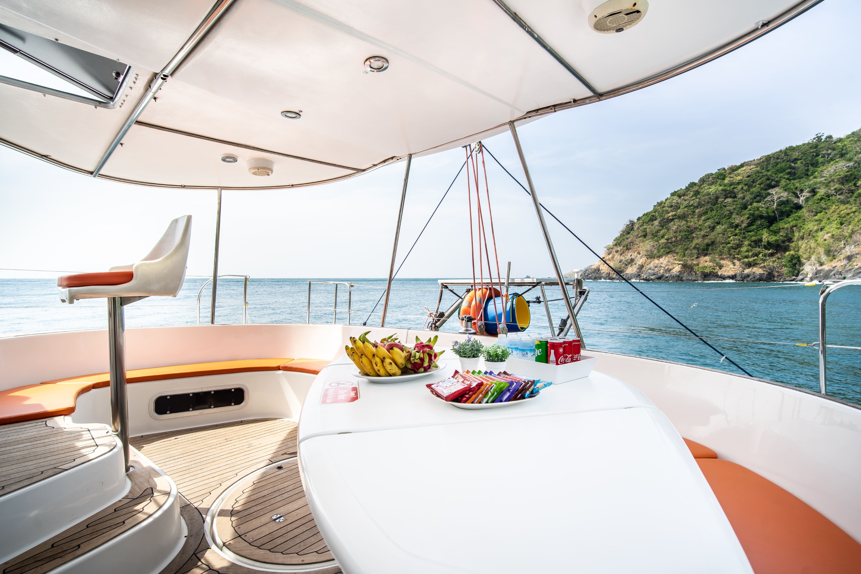 Chilling with recharge your mind and soul in the calm private charter service
