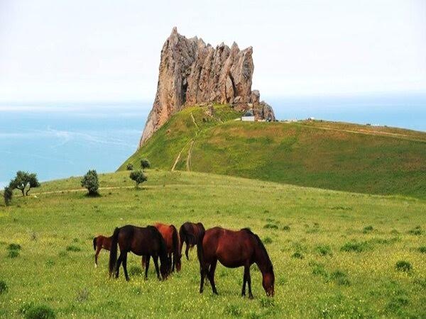 Five finger Mountain 