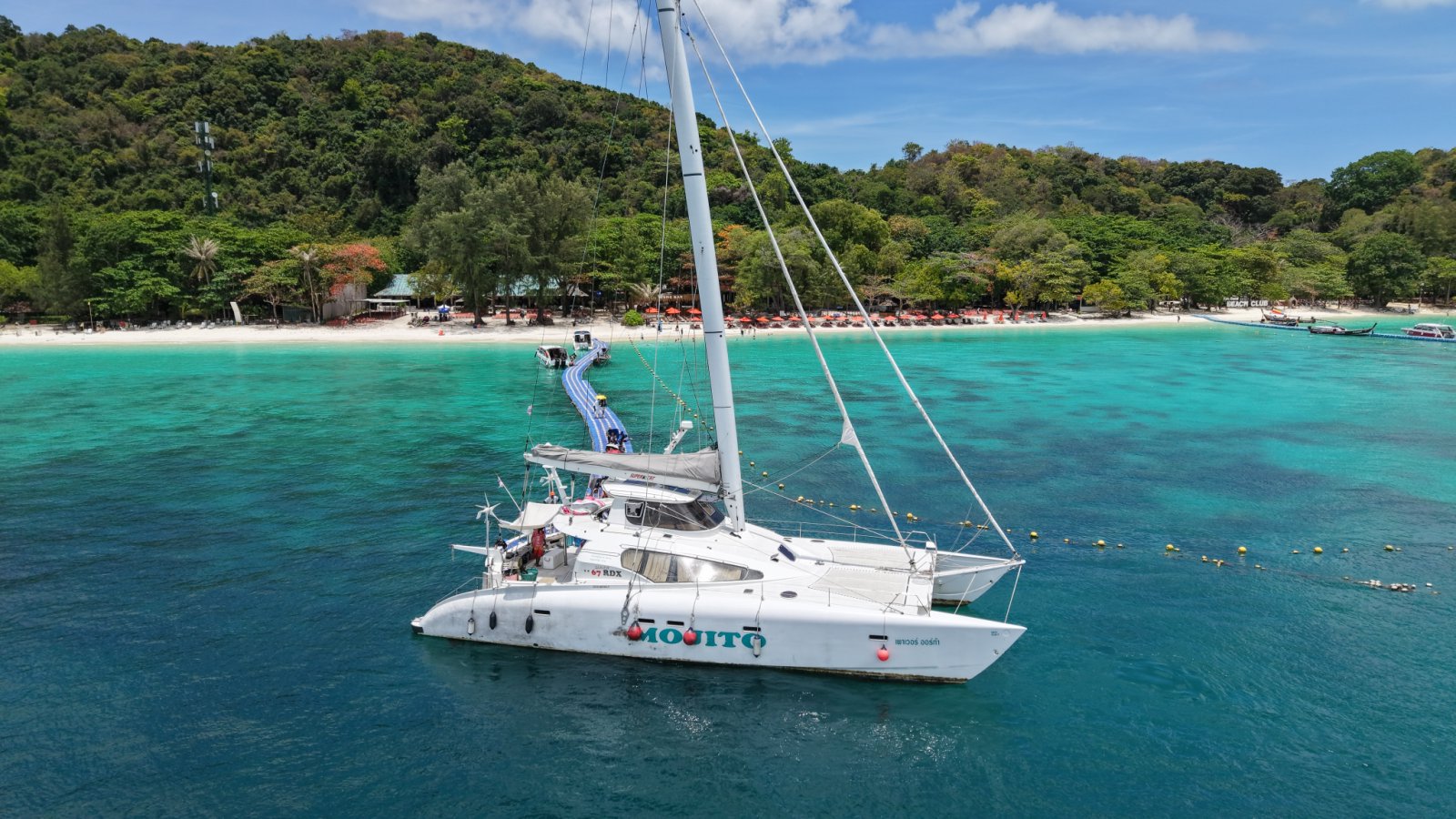 Phuket：Racha & Coral Islands Day Tour by Luxury Sailing Yacht