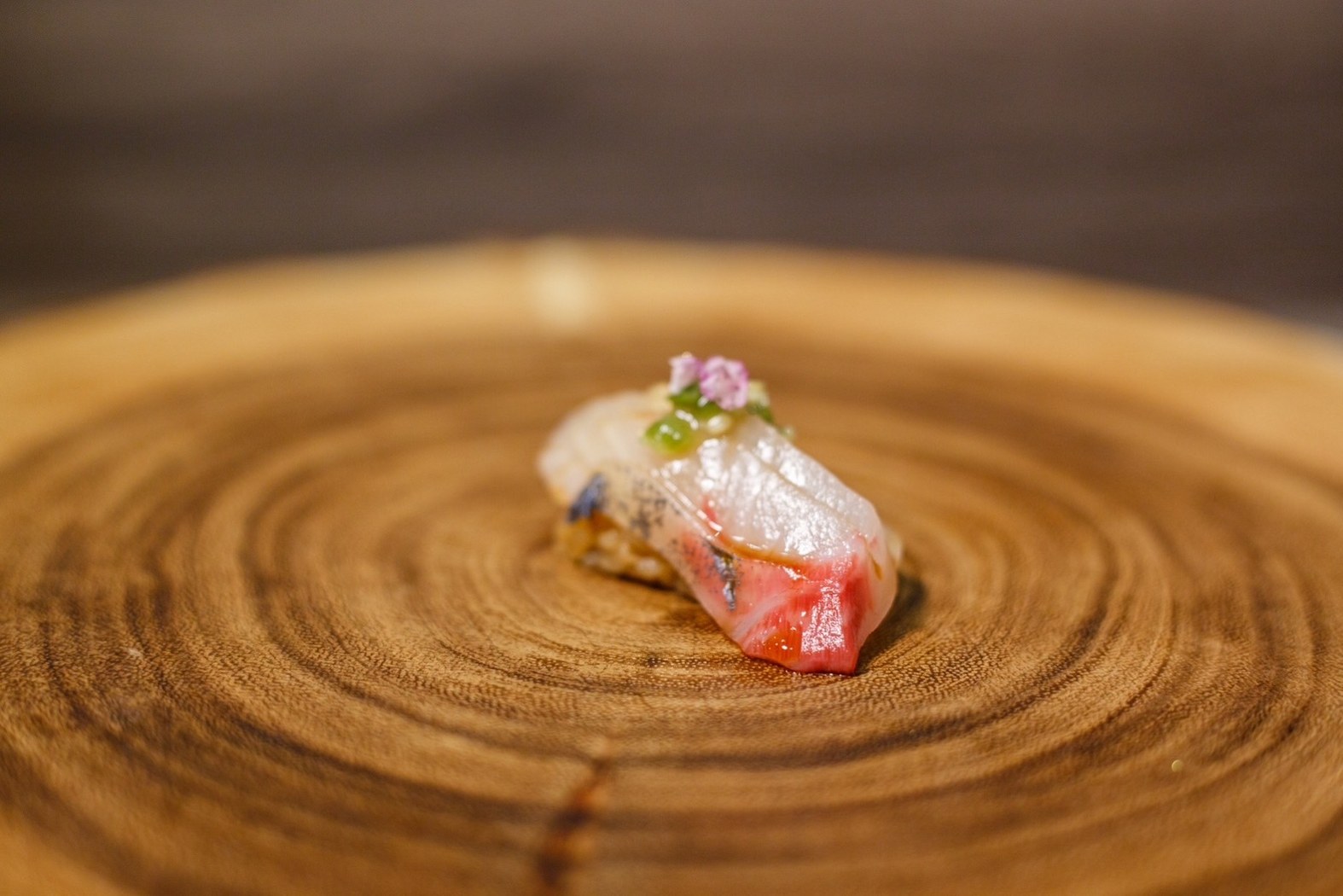 W Omakase Pradit Manutham