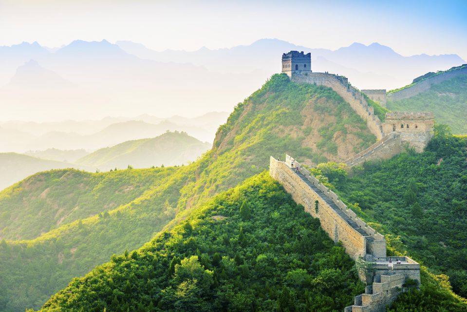 Private Day Tour: Juyongguan Great Wall, Sacred Road and Ming Tombs