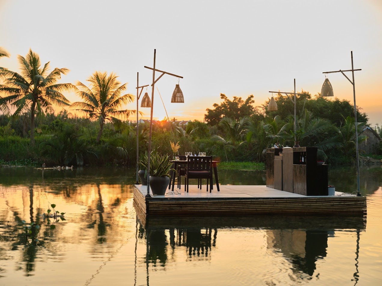 Bamboo Raft Dining with Sunset & Basket Boat Experience in Hoi An