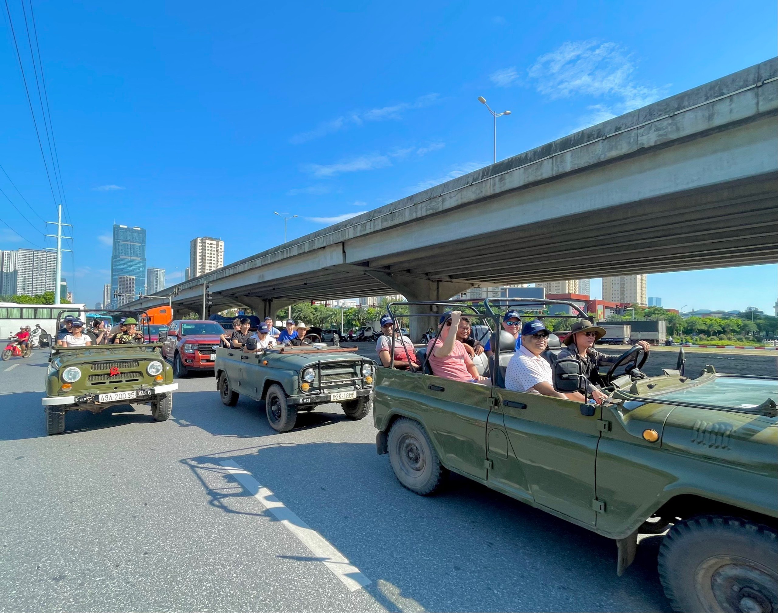 古芝地道復古軍事吉普車私人半日遊