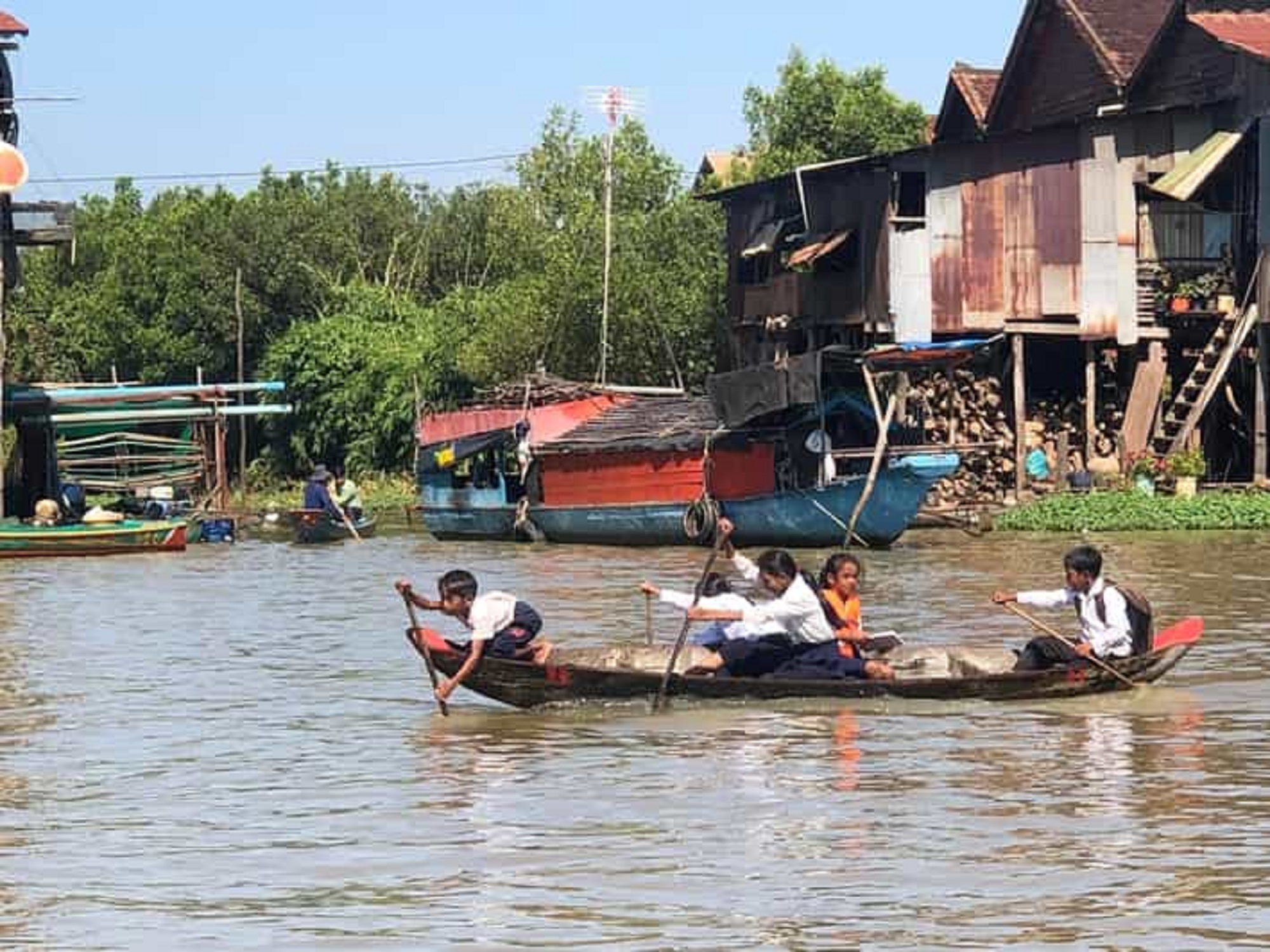 暹粒市：空邦魯（Kompong Phluk）水上村莊洞裡薩湖之旅