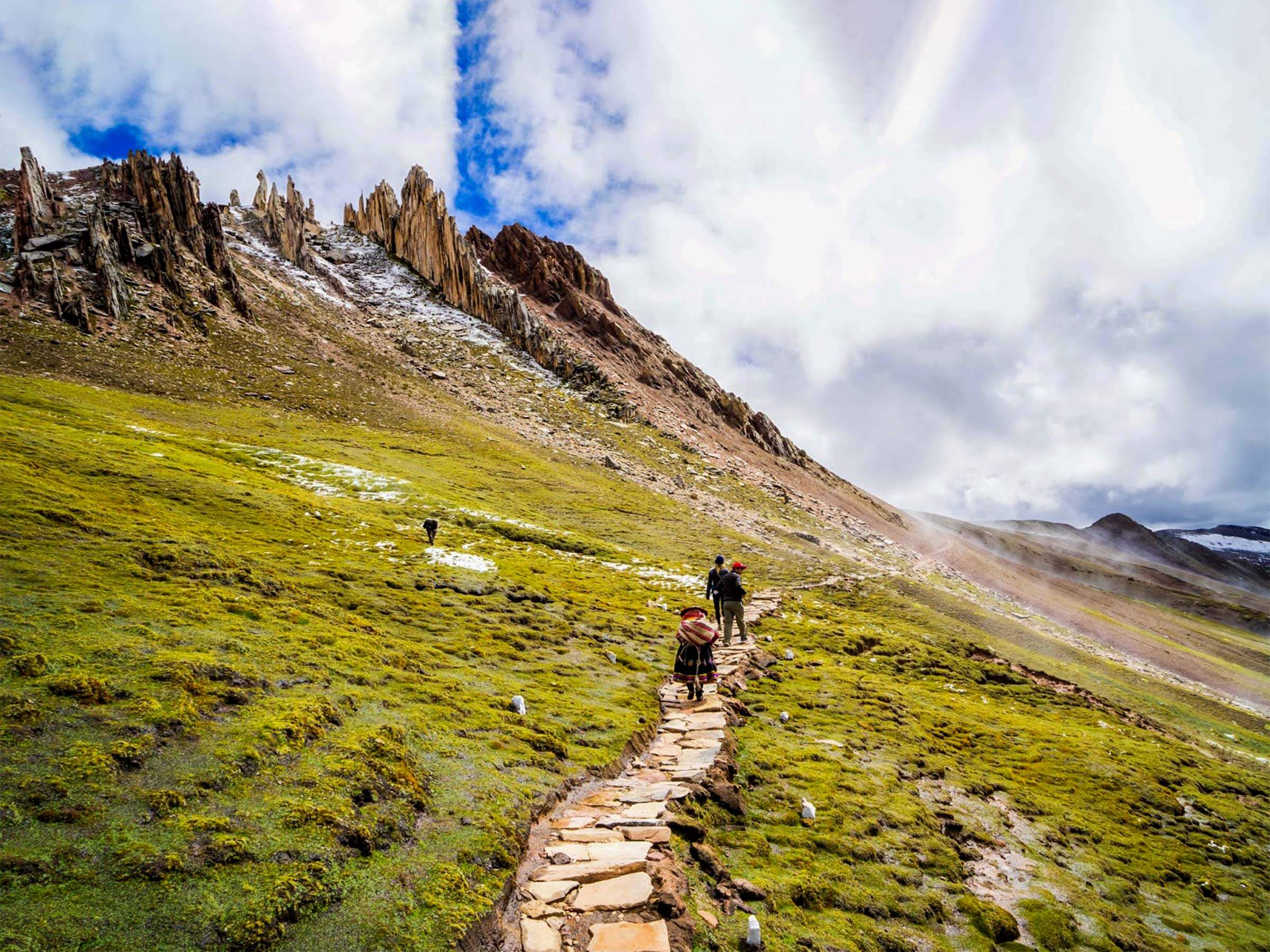 Full Day Tour to Palcoyo Rainbow Mountain from Cusco