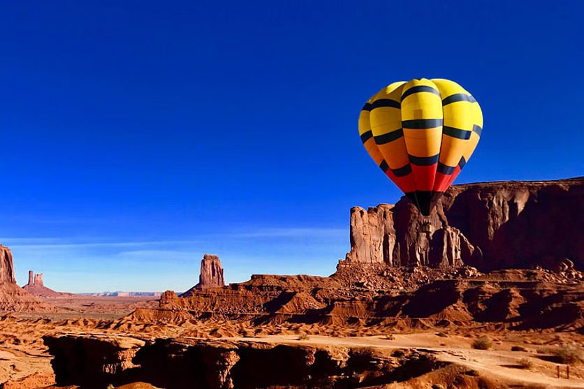 Monument Valley Loop Drive Tour in Arizona