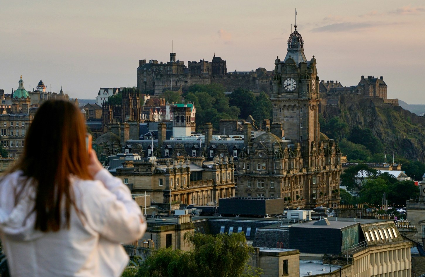 Edinburgh Classic Walking Tour | One-day Tour of the Historic City