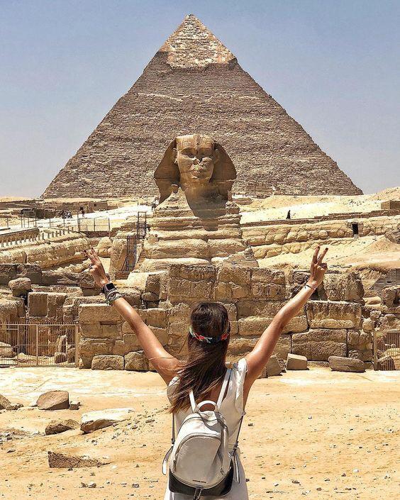 VIP Tour Private Giza Pyramids and Egyptian Museum with Entry Fees