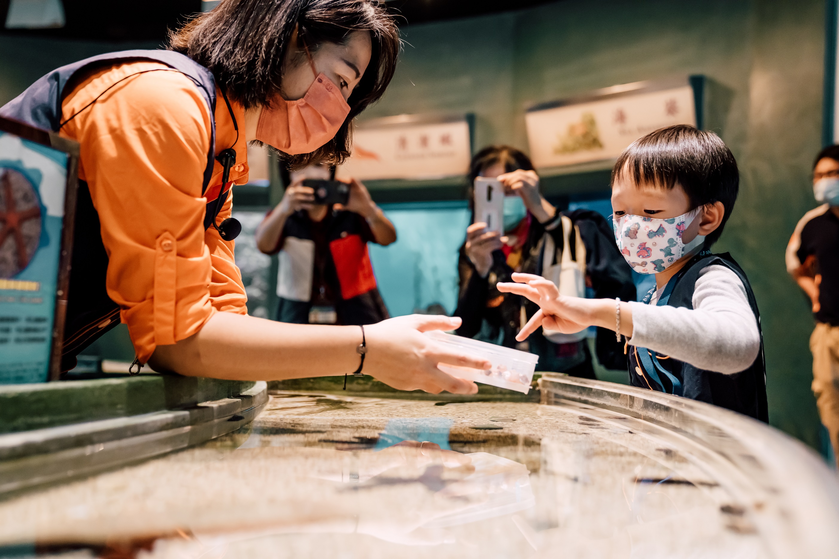 屏東海生館｜行程體驗：迷你解說員・魚你同行・夜巡海生館