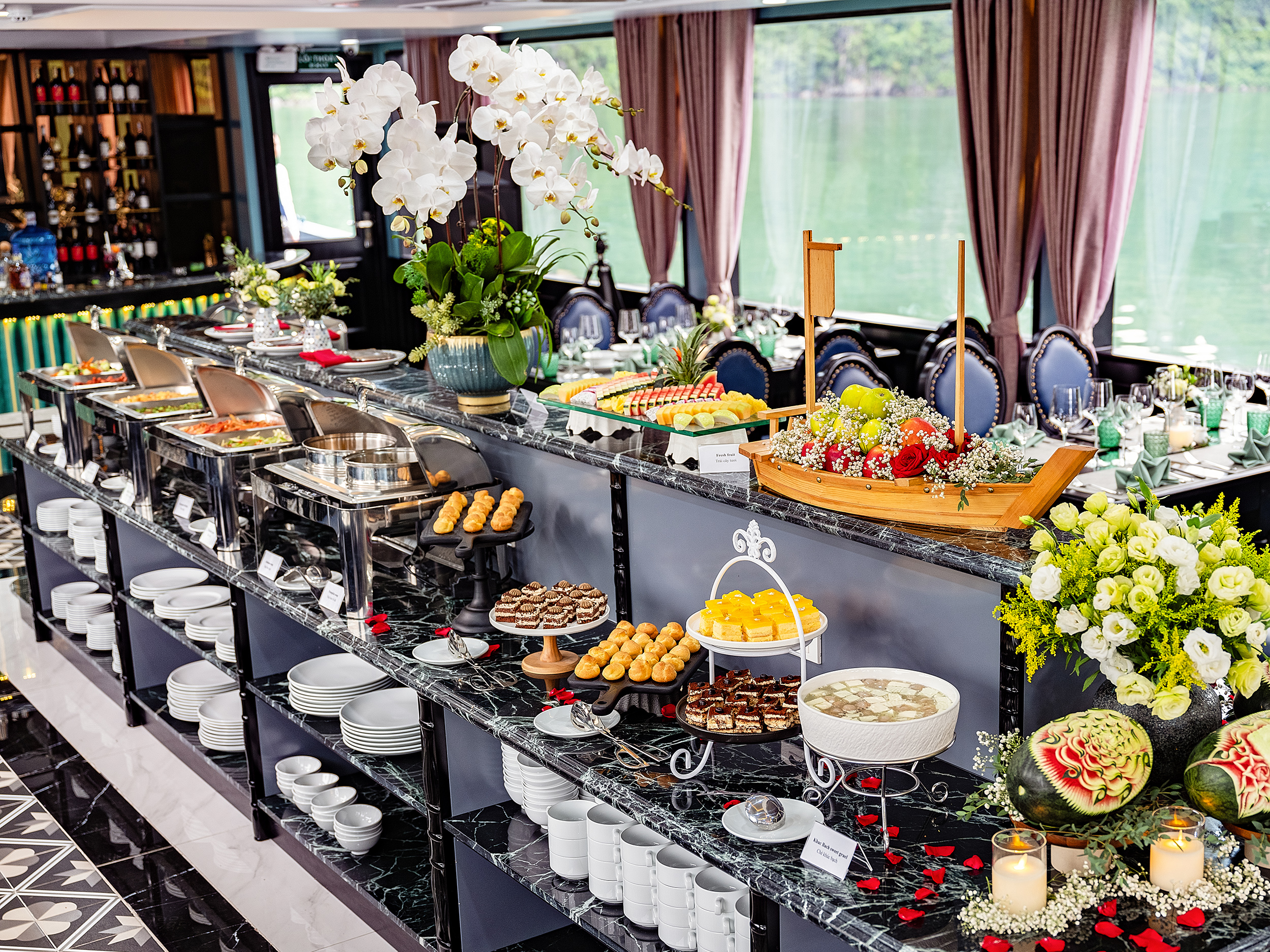 這道菜餚裝飾精美