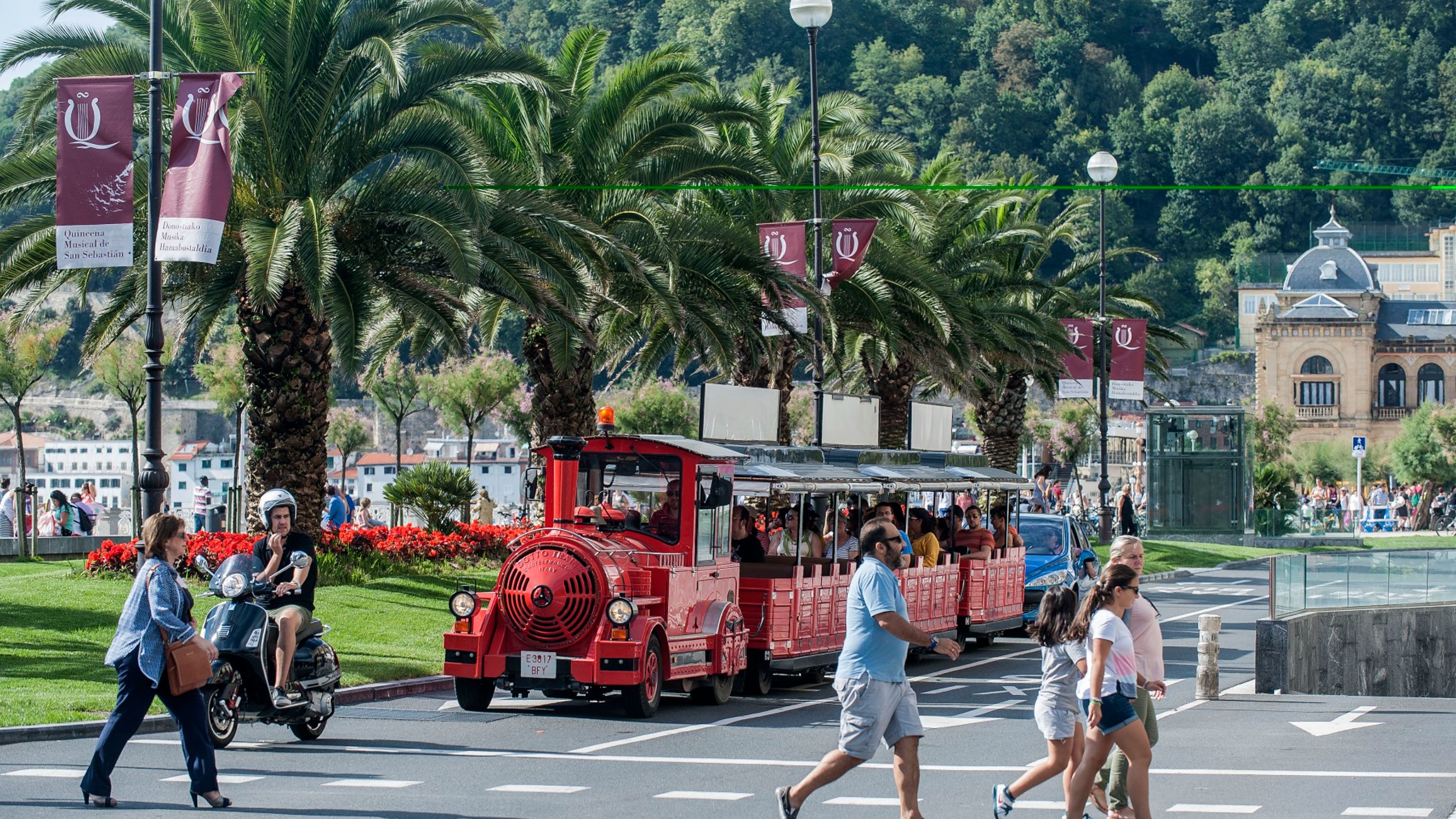 聖塞瓦斯蒂安隨上隨下城市觀光火車 (San Sebastian hop-on hop-off city tour train)