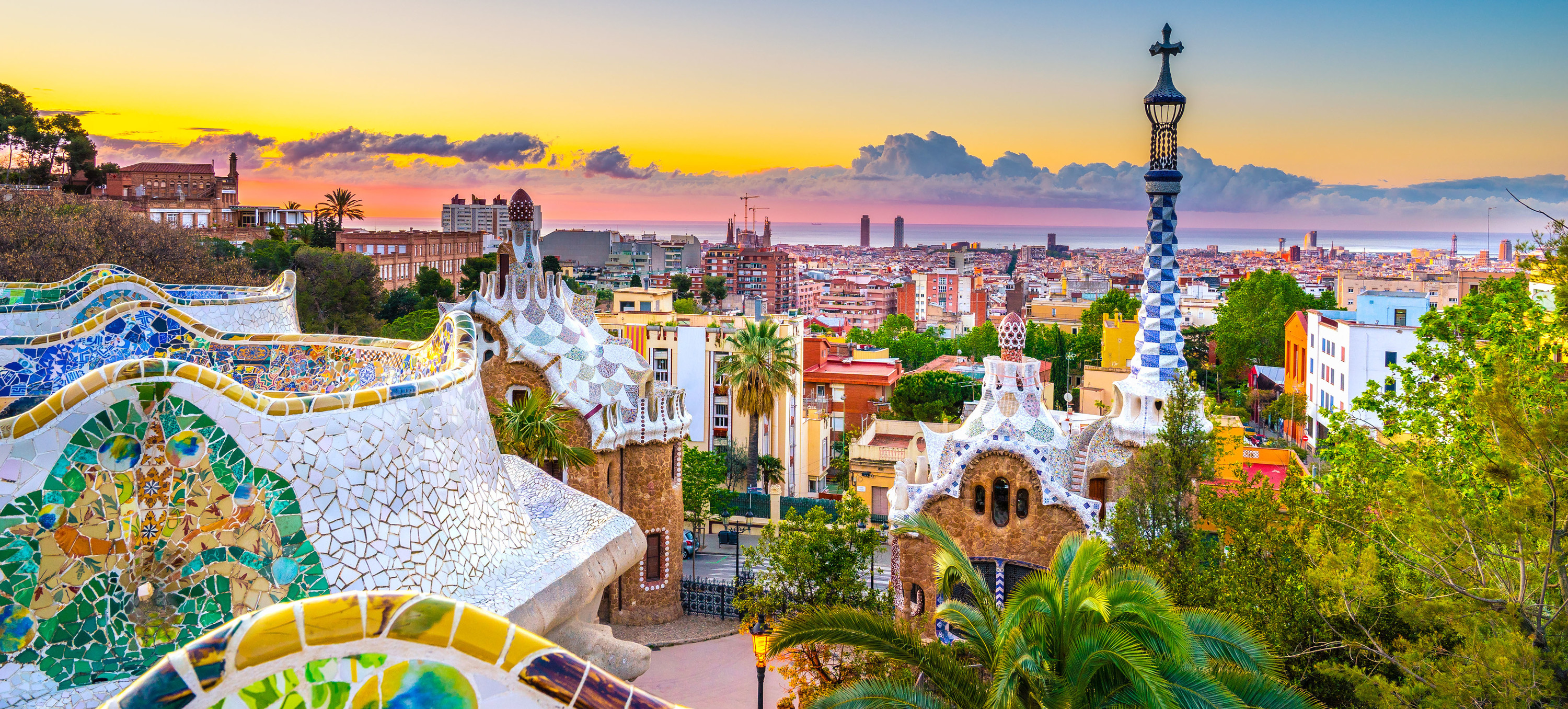 Park Guell walking tour in Barcelona