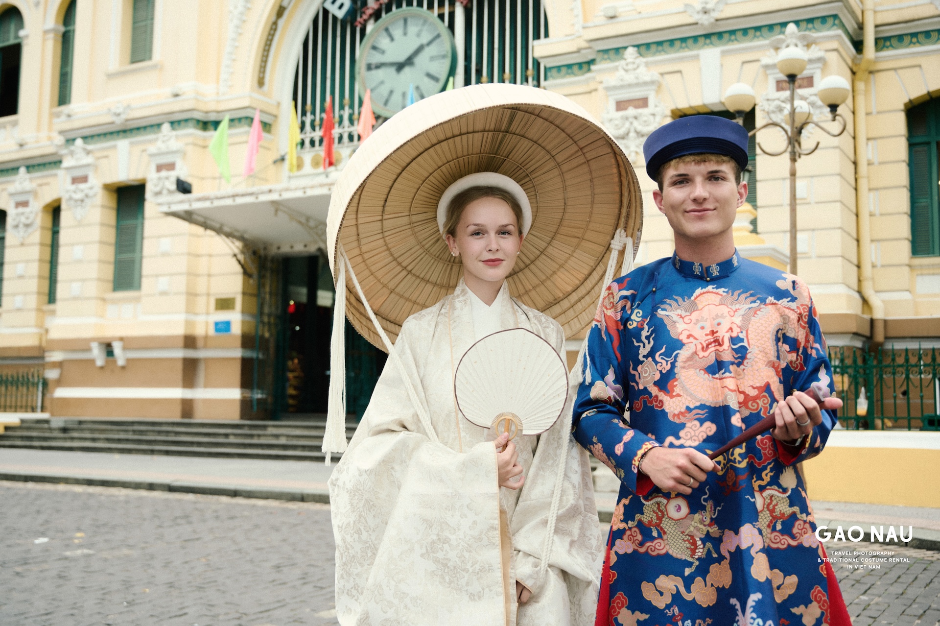 Timeless Beauty in Ao Dai: Professional Photoshoot by Gao Nau Studi