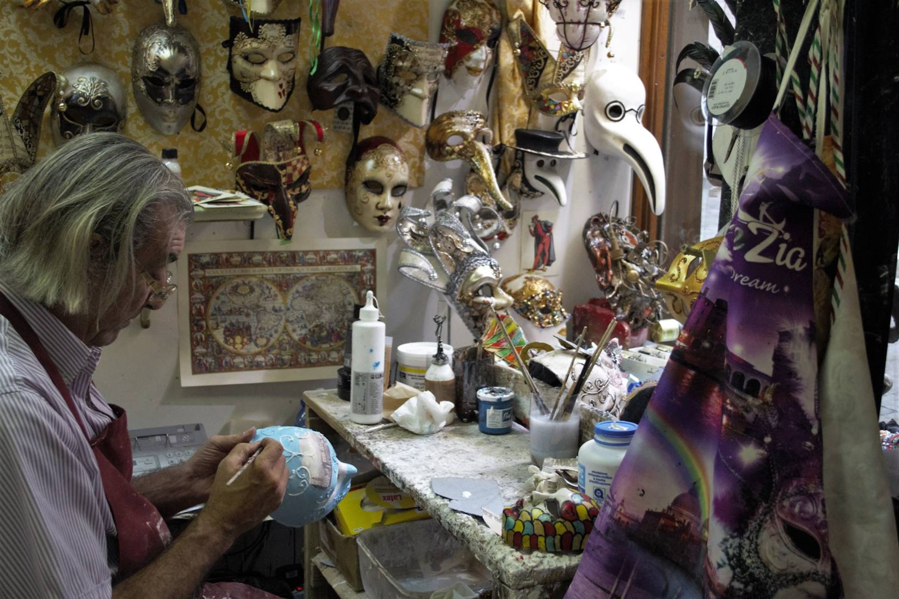 Carnival Mask-Making Workshop in Venice