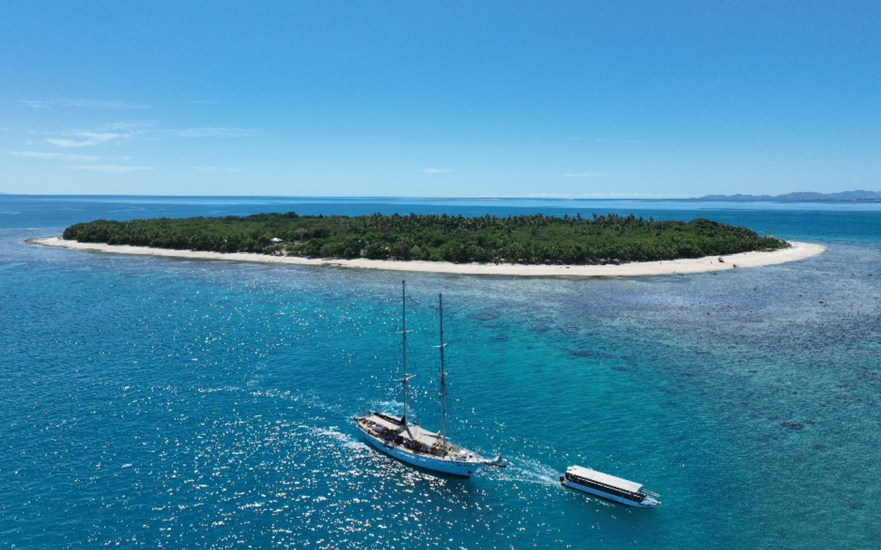 Island and Reef Day Sail