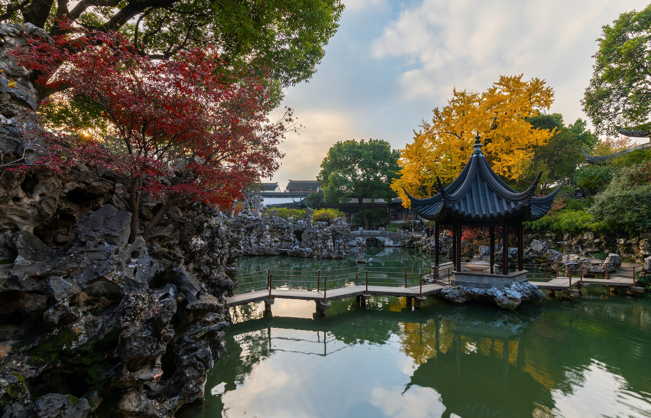 蘇州拙政園+獅子林/夜遊周莊/蘇州博物館 一日遊（日遊/夜景/古典演出多條線路可選）