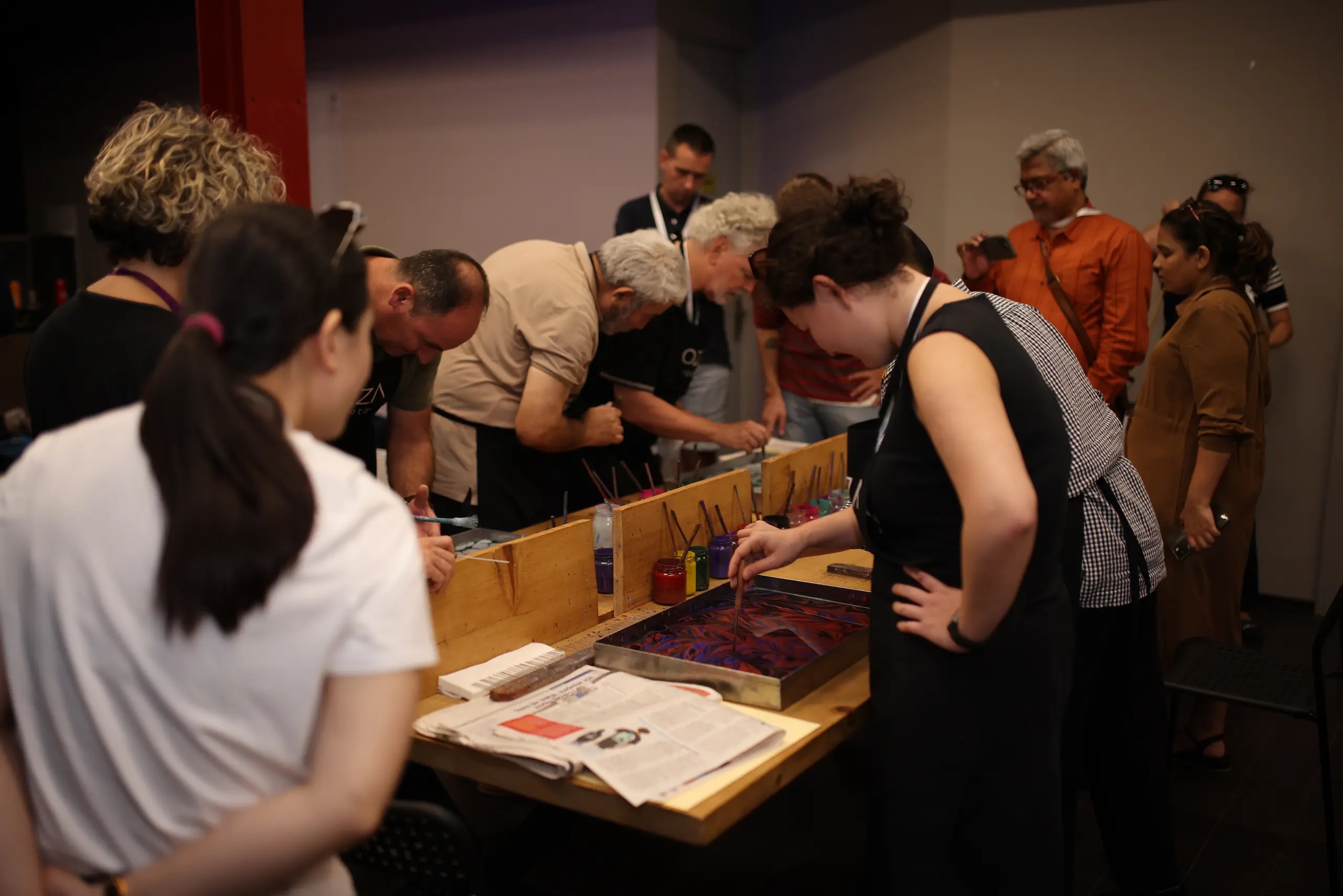 我們面向大型團體開放的工作坊,確保每個人都能獲得一對一的指導。 我們面向大型團體開放的工作坊,確保每個人都能獲得一對一的指導。