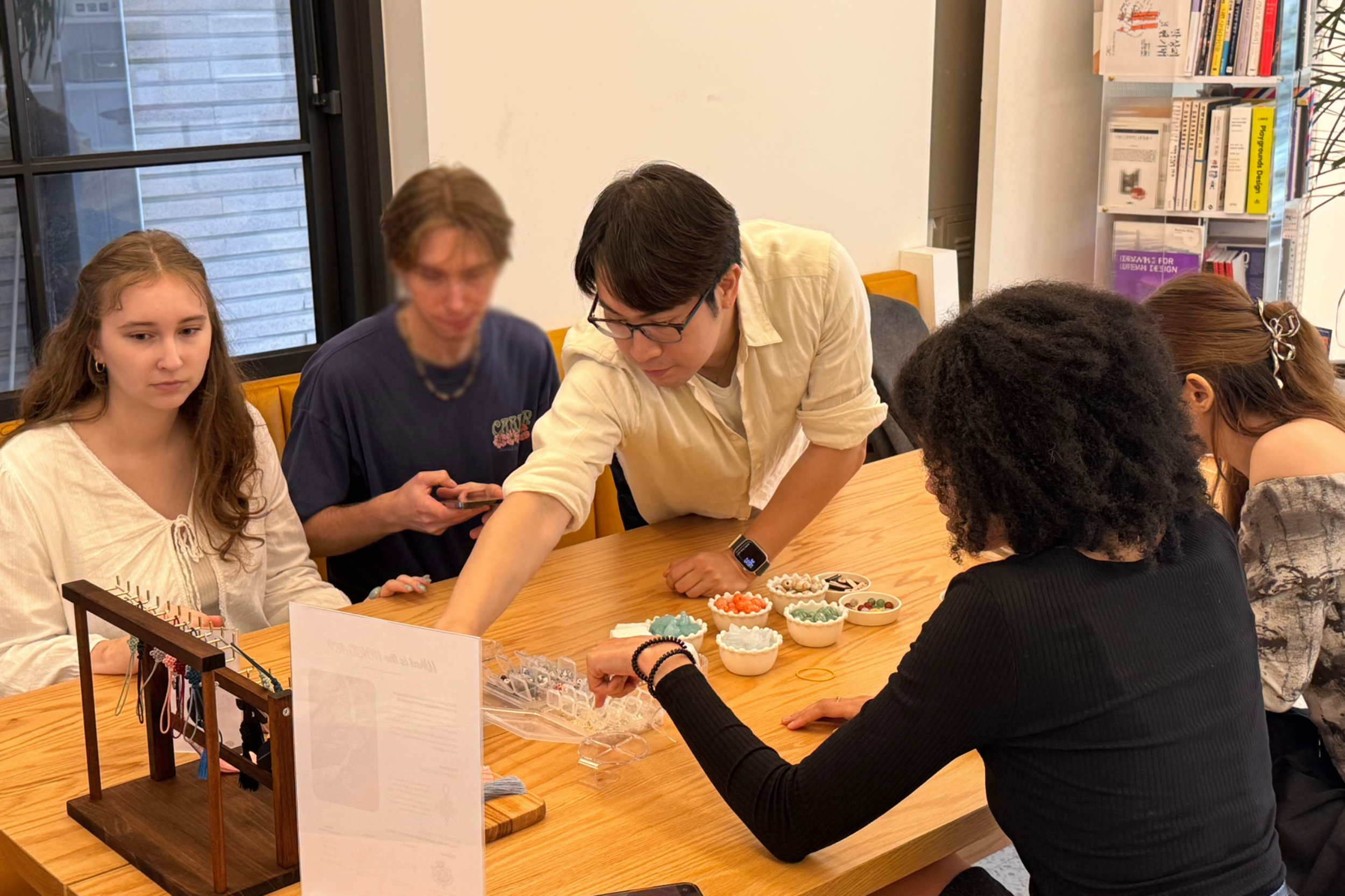 Itaewon - Korean Traditonal Luckycharm Making Class