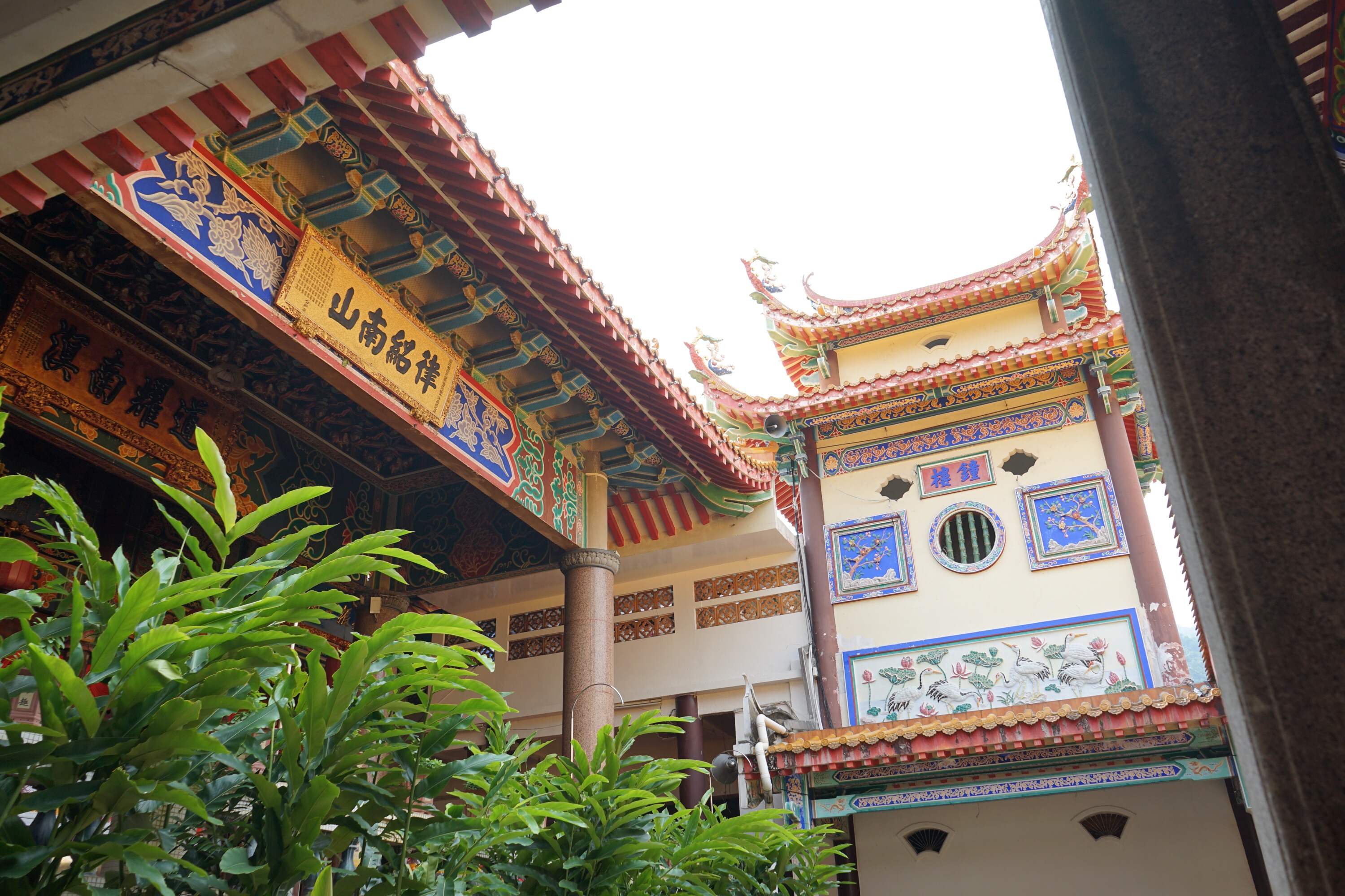 Penang Island Day Tour with Penang Hill & Kek Lok Si