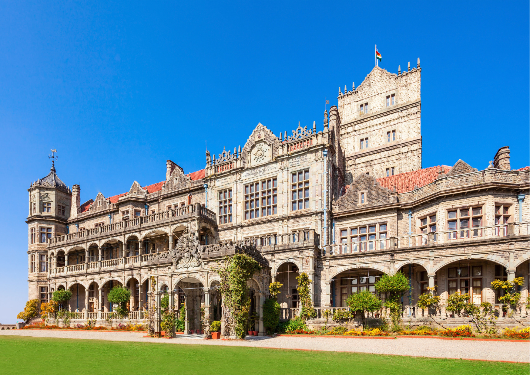 Shimla Heritage Trail (2-Hour Guided Cultural Walk with a Local)