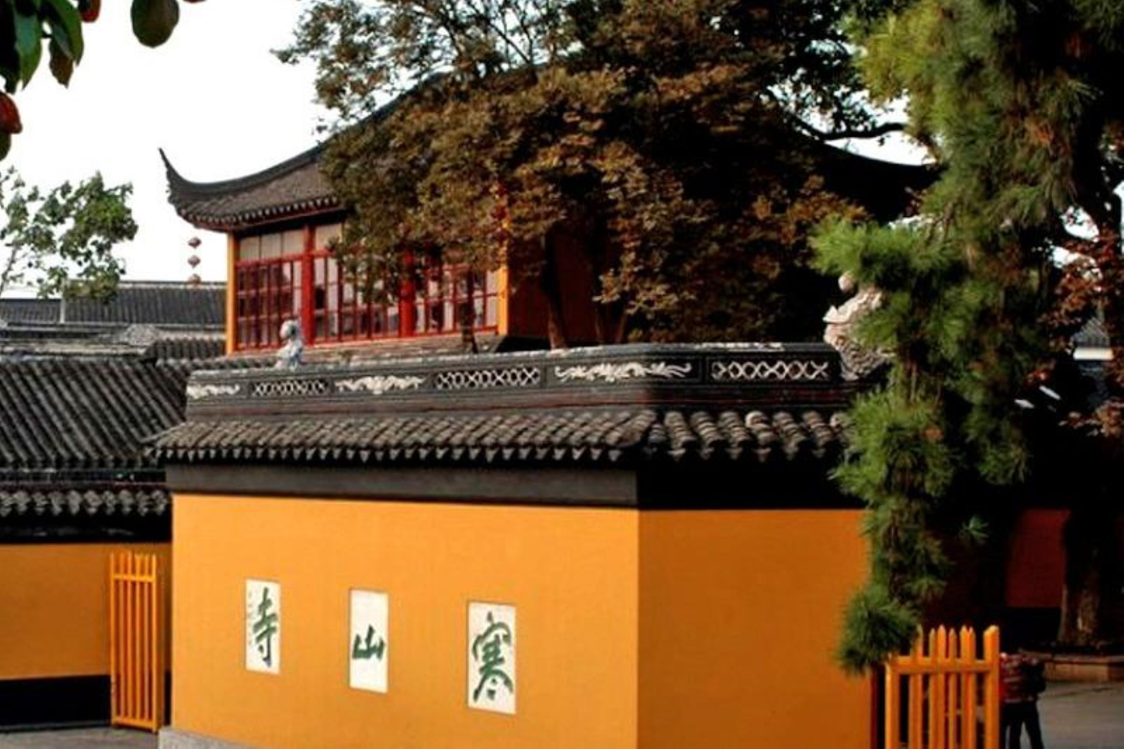 Three-day tour in Suzhou, Jiangsu (water town Zhouzhuang + famous Chinese garden Humble Administrator's Garden + Hanshan Temple + Maple Bridge walk + Suzhou River cruise + Qilishantang + Tiger Hill)