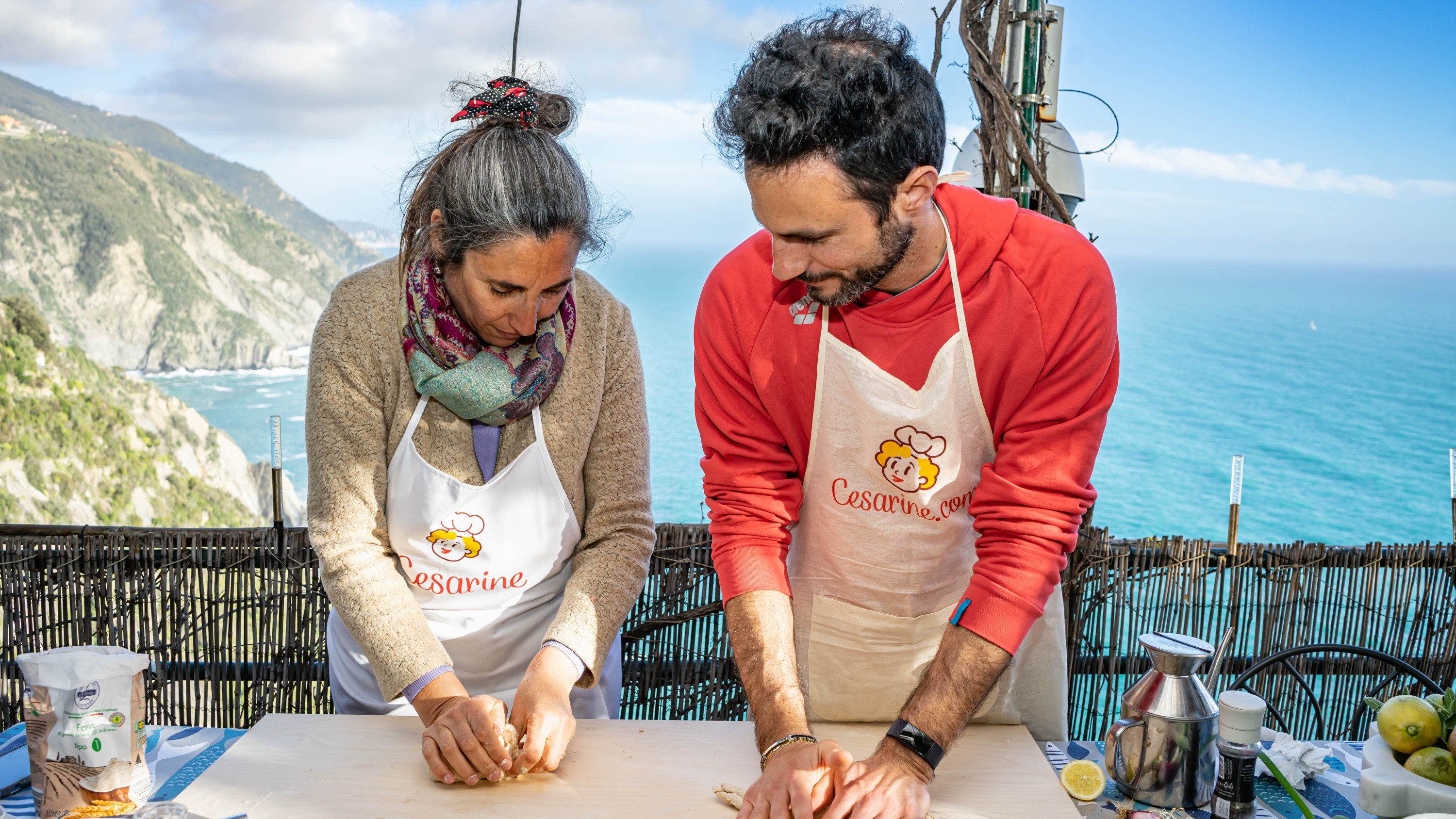 Pasta and tiramisu cooking class in Riomaggiore