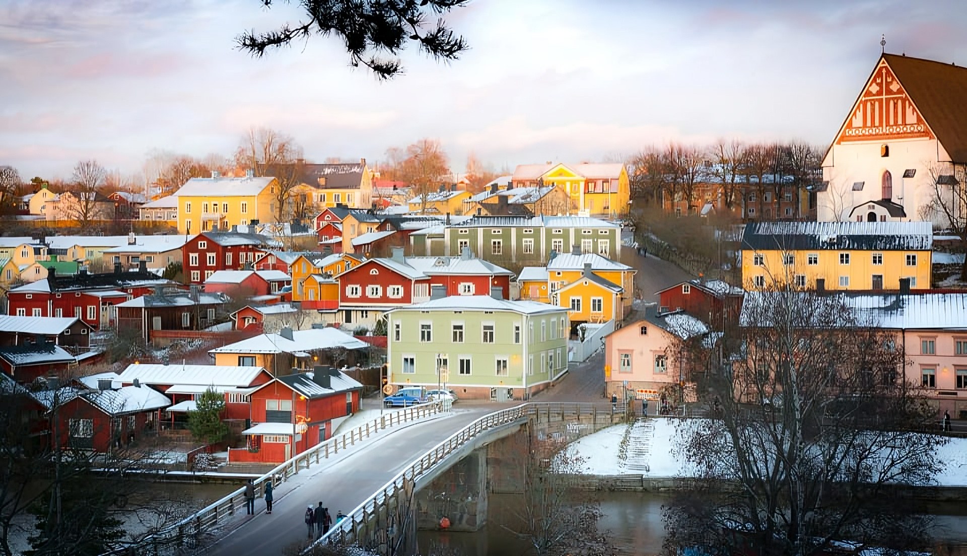 Private Tour Helsinki-Porvoo Expedition: Twin City Charms